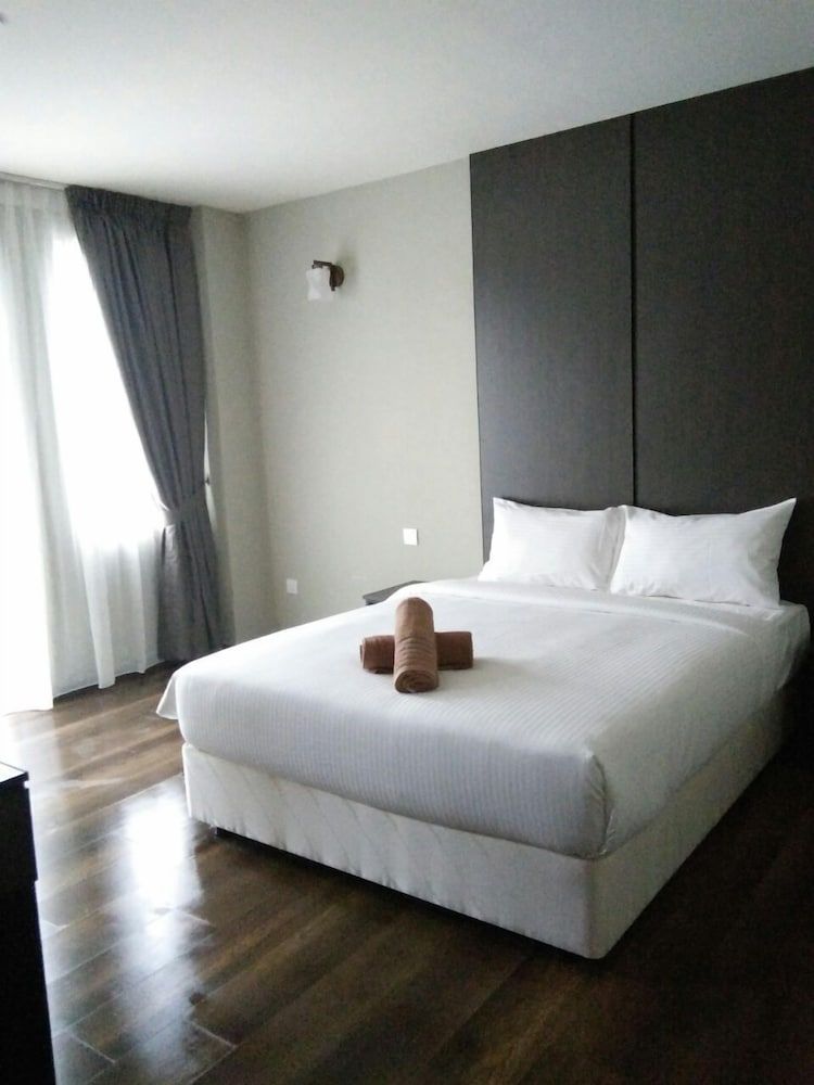 undefined The Chapter Suites & Hotel 10