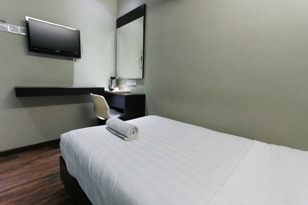 Deluxe Single Room