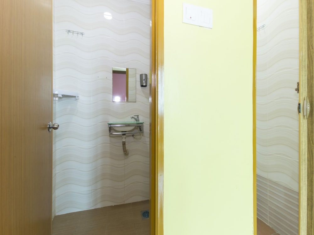 Saujana City Hotel Superior Suite, Multiple Beds 2