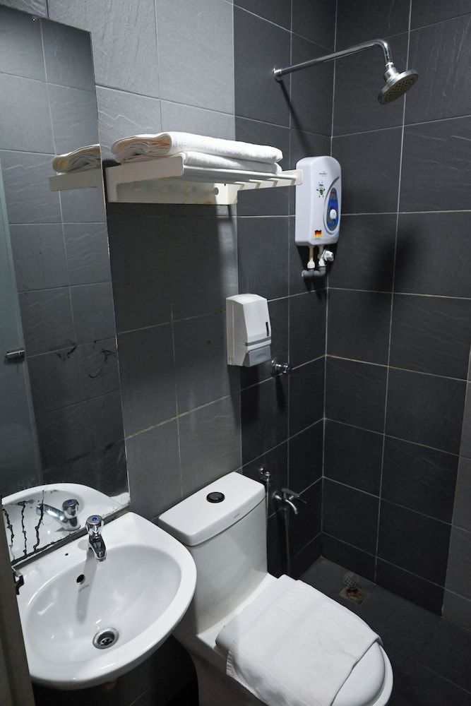 Hotel Nur Temerloh Double Room 2