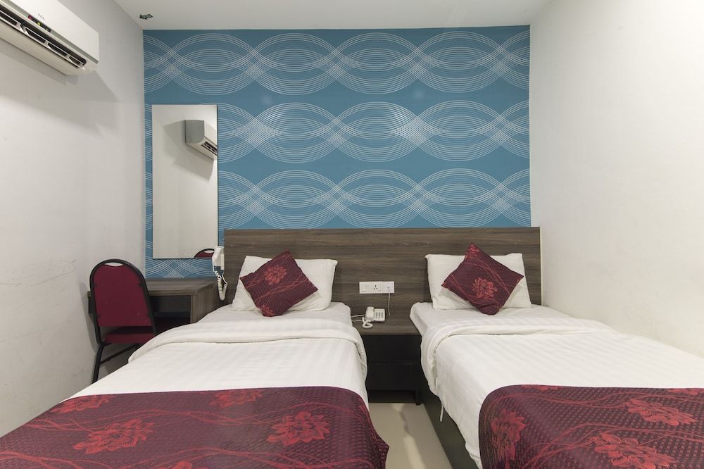 Standard Twin Room (Without Window)