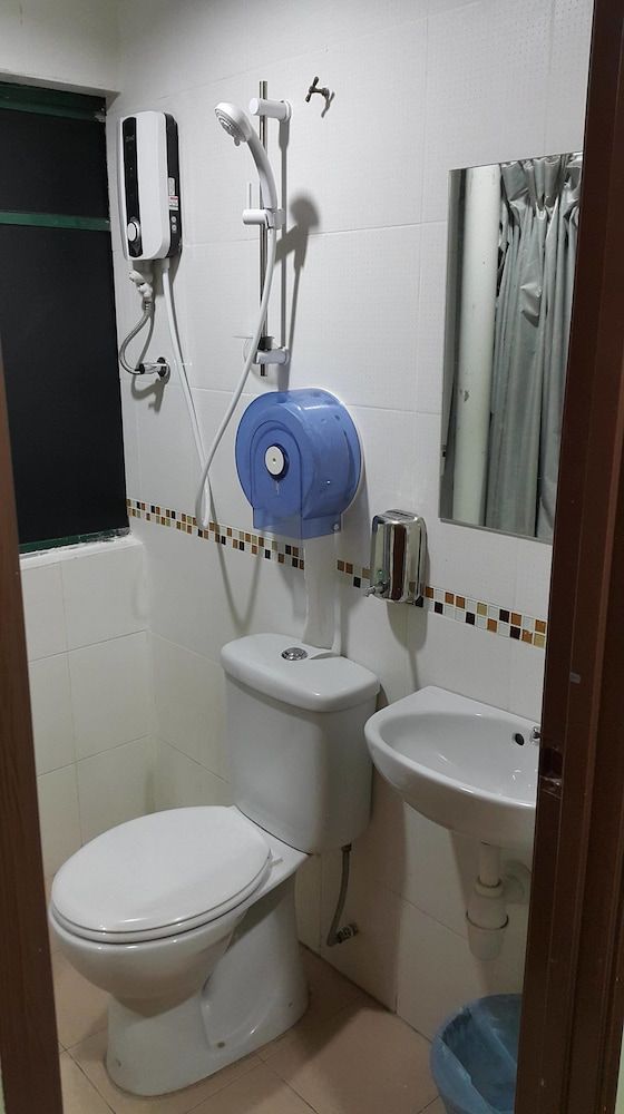 First and New Star Hotel Superior Room, 1 Queen Bed 5