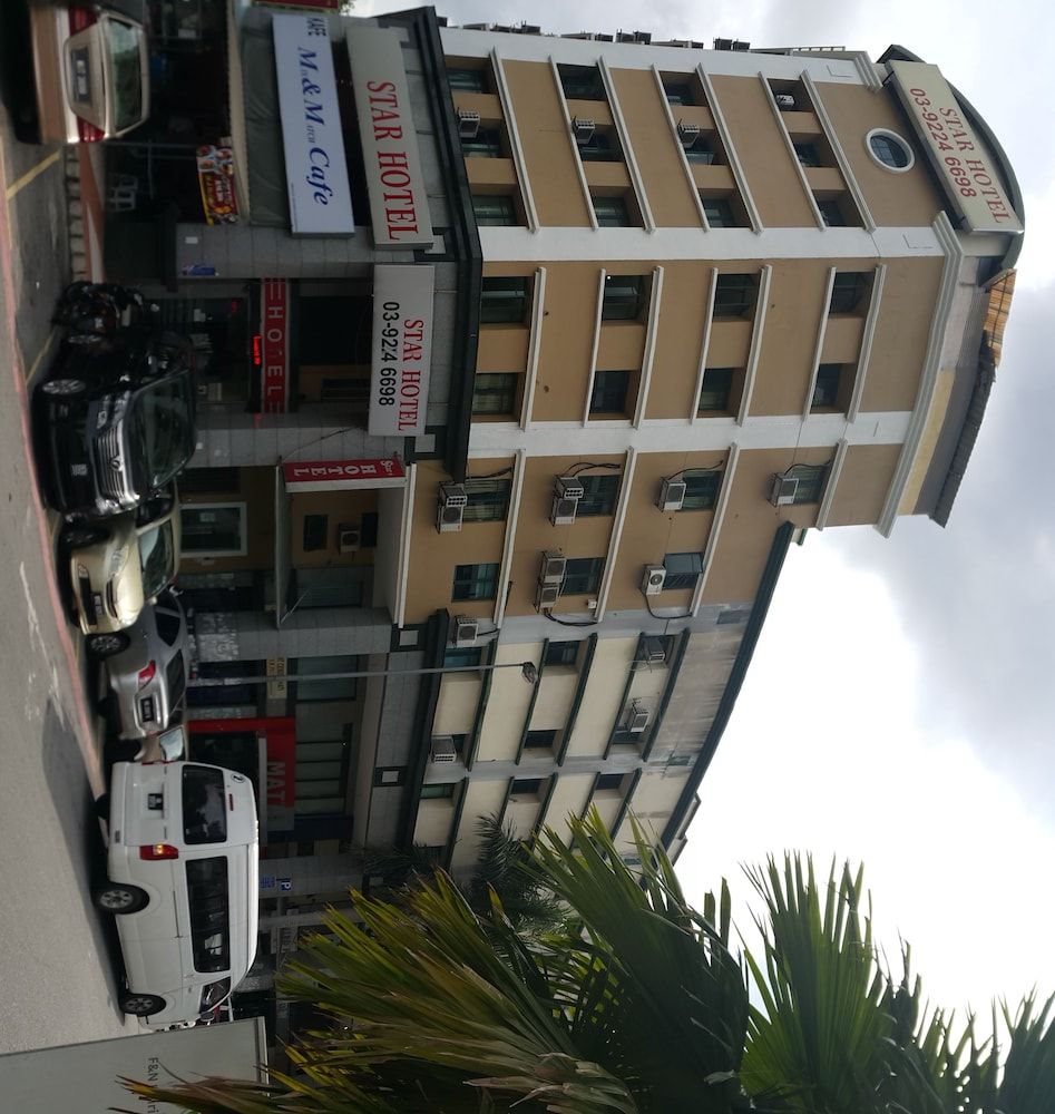 undefined First and New Star Hotel 10