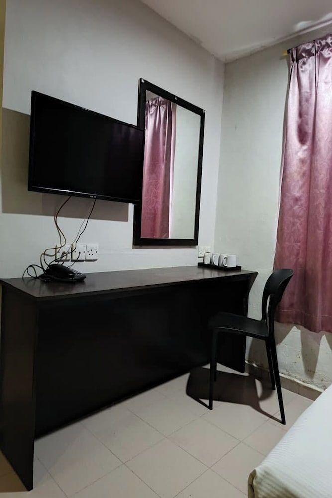 Tiong Nam Hotel Family Quadruple Room 5