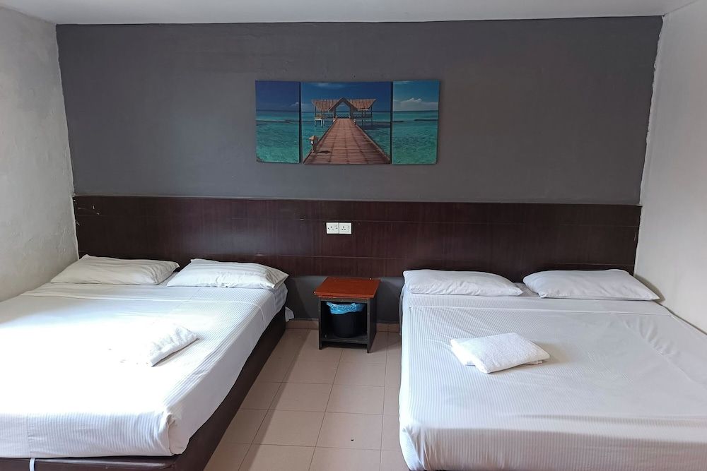 Tiong Nam Hotel Family Quadruple Room