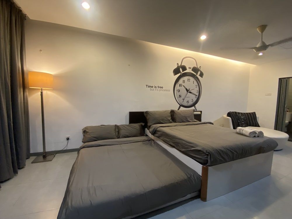 undefined The Six Residences at JB Sentosa 9