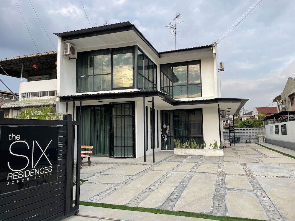 undefined The Six Residences at JB Sentosa 3