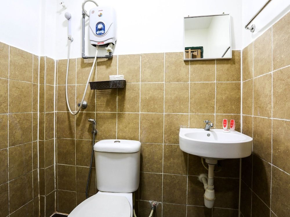 undefined OYO 89562 Hotel Shalimar 10