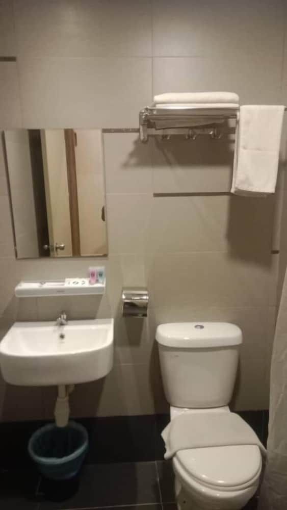 Tumike Hotel Bentong Standard Twin Room 4