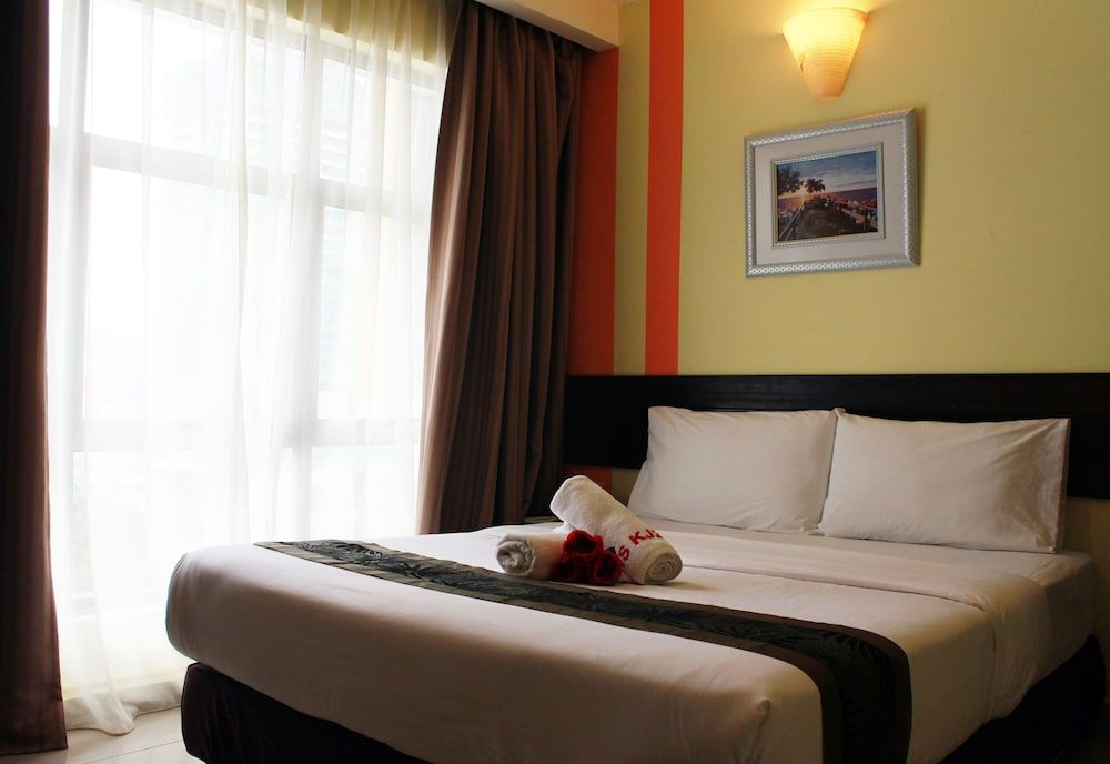 Sun Inns Hotel Sitiawan Deluxe Room, 1 Queen Bed, City View 2