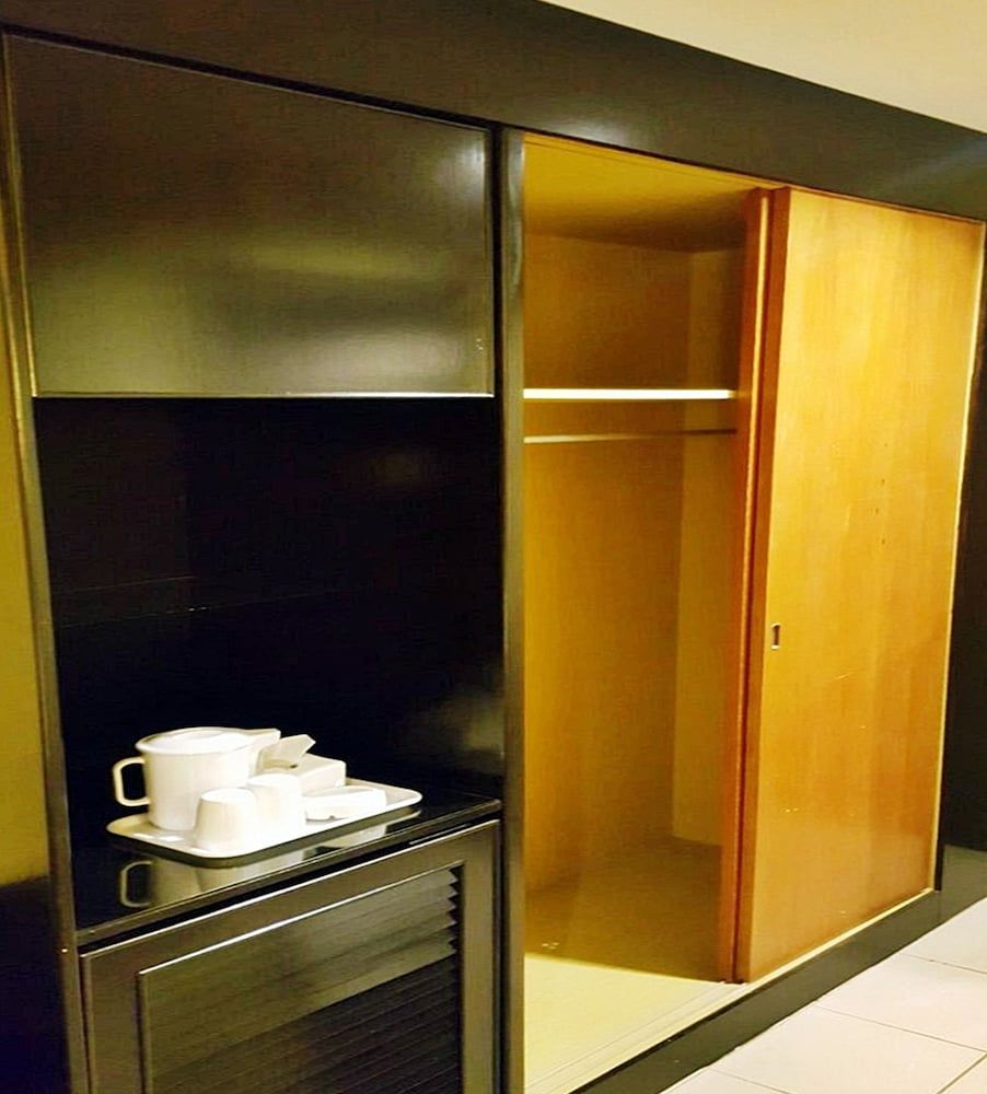 Sun Inns Hotel Sitiawan Deluxe Room, 1 Queen Bed, City View 5