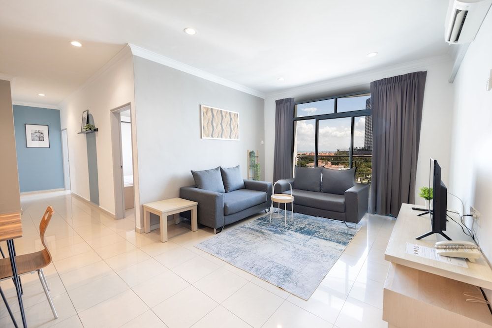 undefined Golden View Serviced Apartment 5