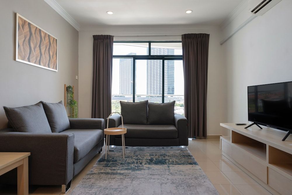 undefined Golden View Serviced Apartment 4