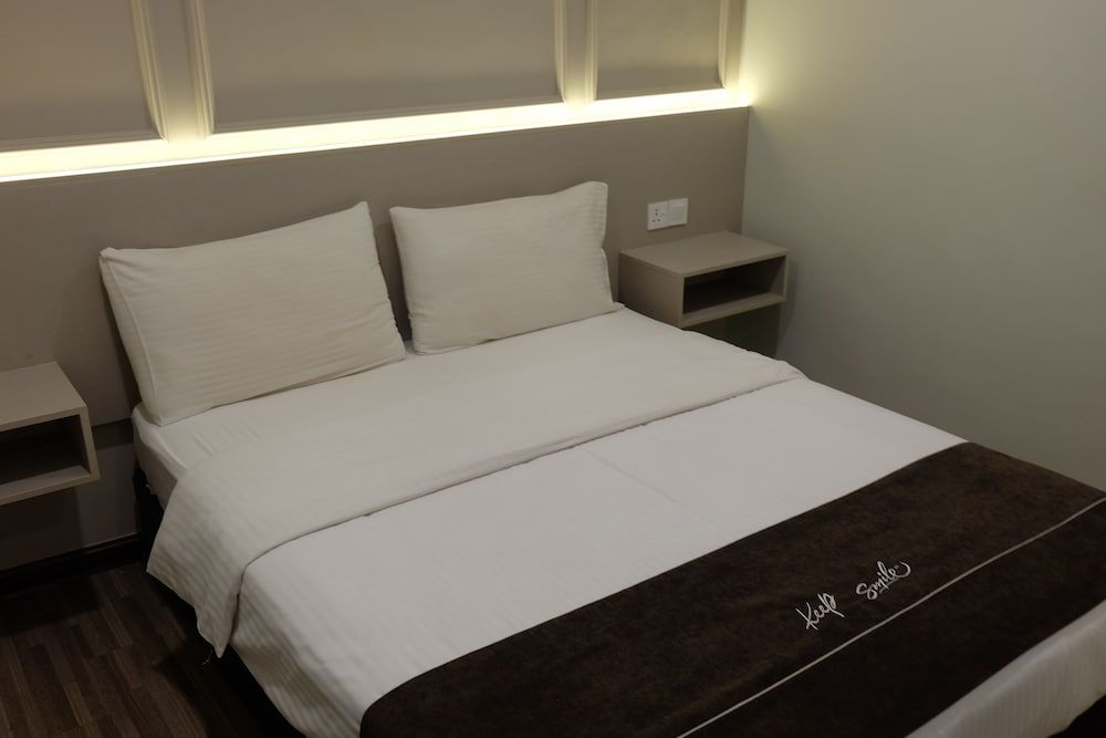 Orkid Inn Puchong Economy Room, 1 Queen Bed 3
