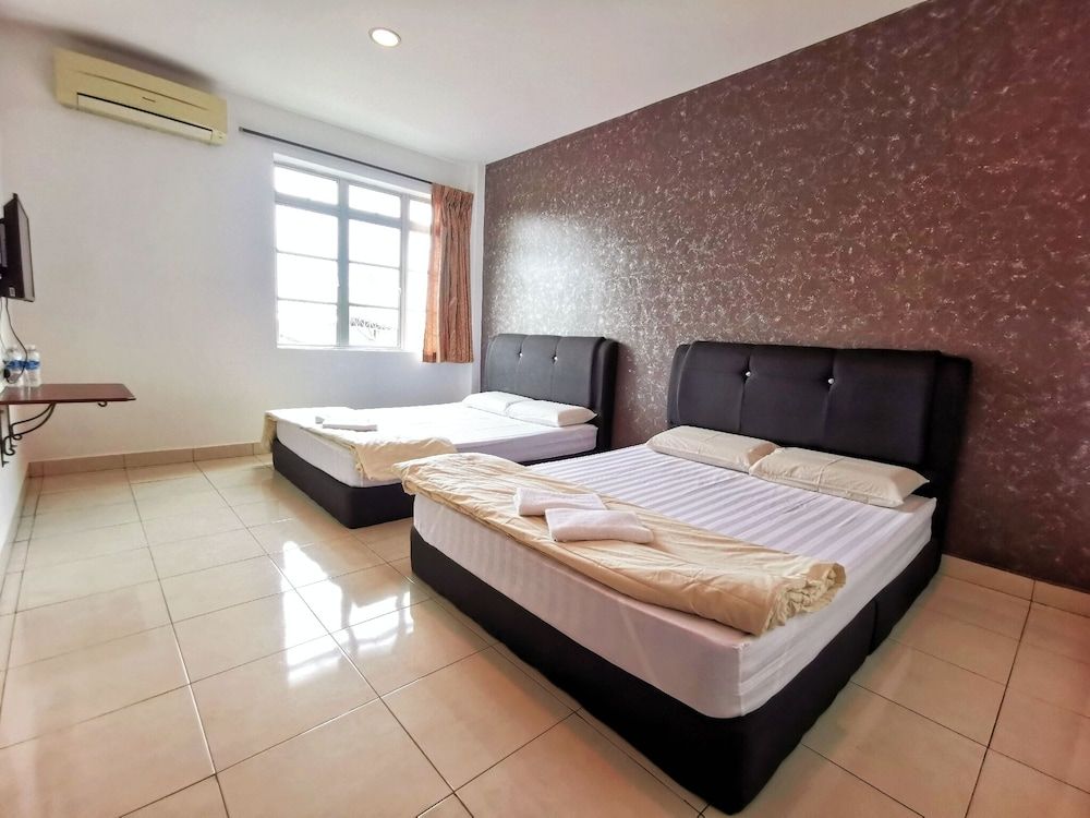 Potato Hotel Family Room 2