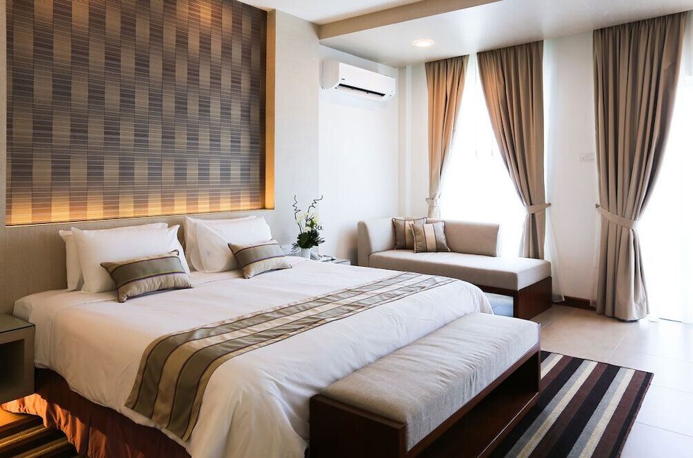undefined Cenang Plaza Beach Hotel 4