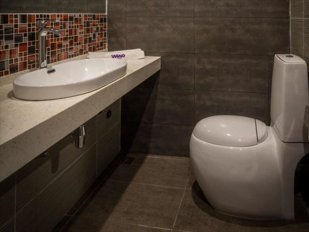 Wiwo Hotels Superior King Room 4