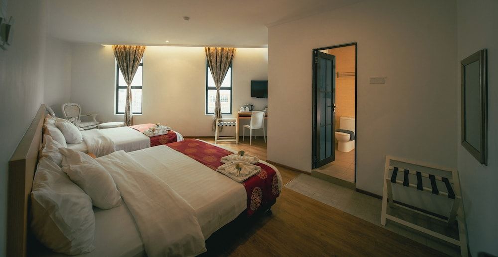 undefined 1 Million Hotel 5