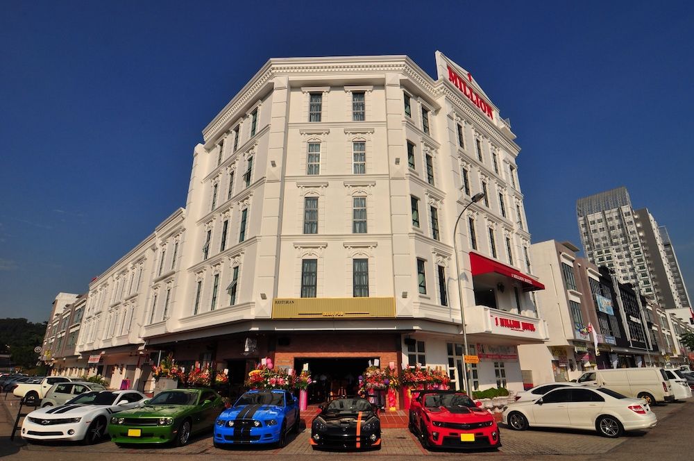 undefined 1 Million Hotel 8