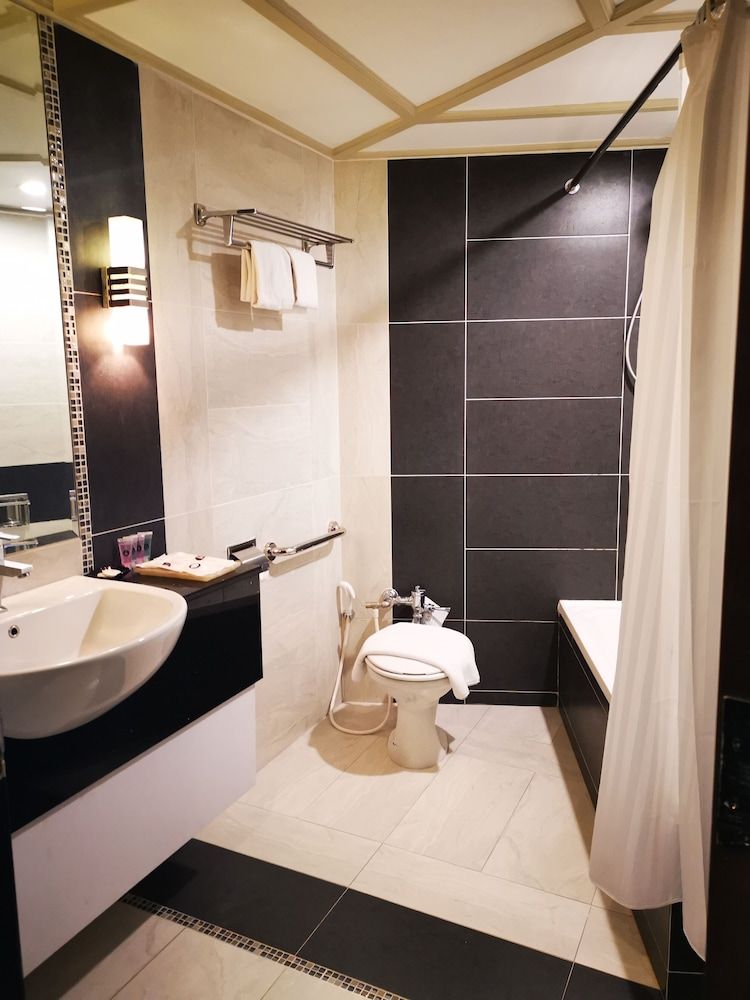 undefined REGALODGE HOTEL & SPA 10