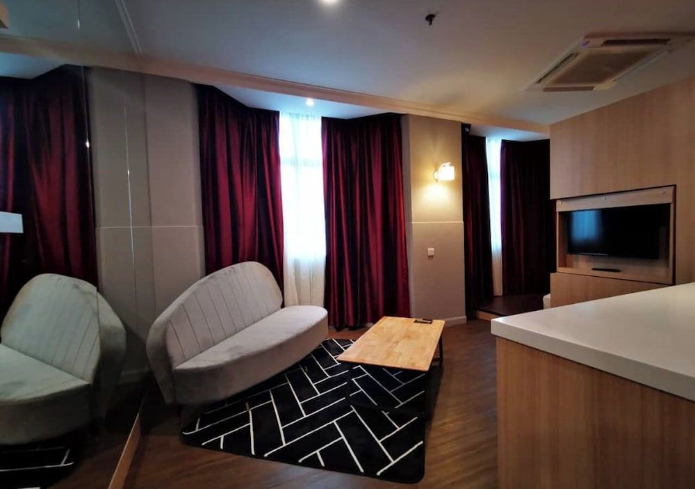 undefined REGALODGE HOTEL & SPA 8