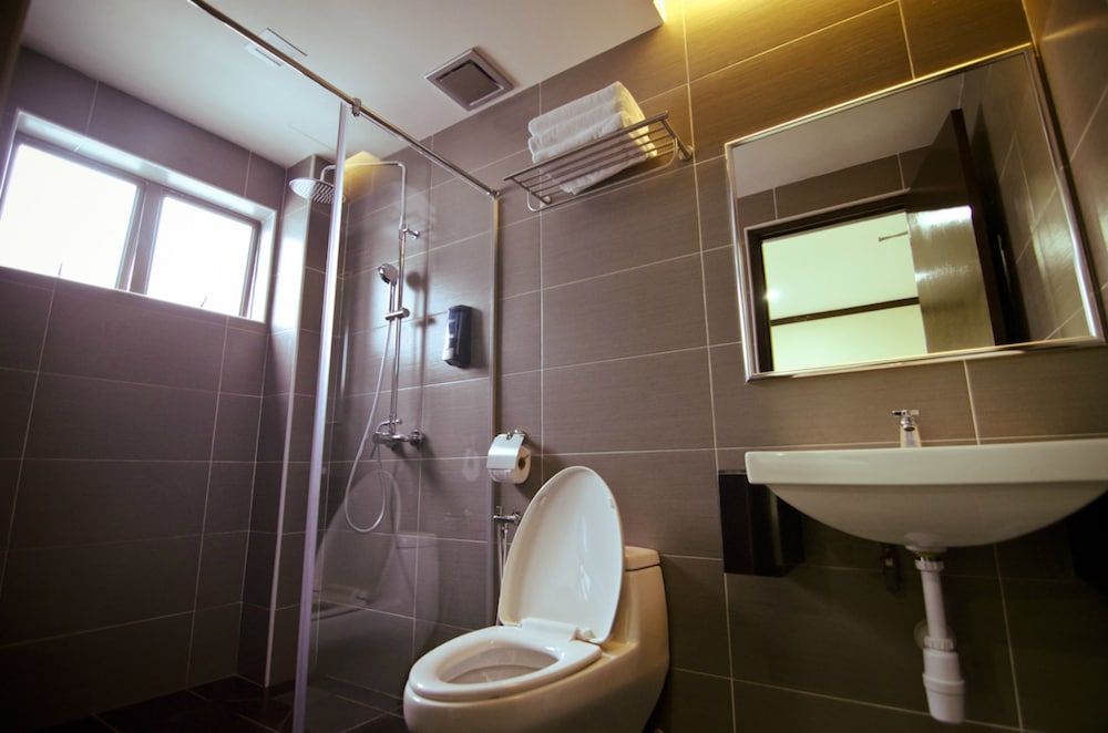 Hotel Setia Deluxe Family Room 2