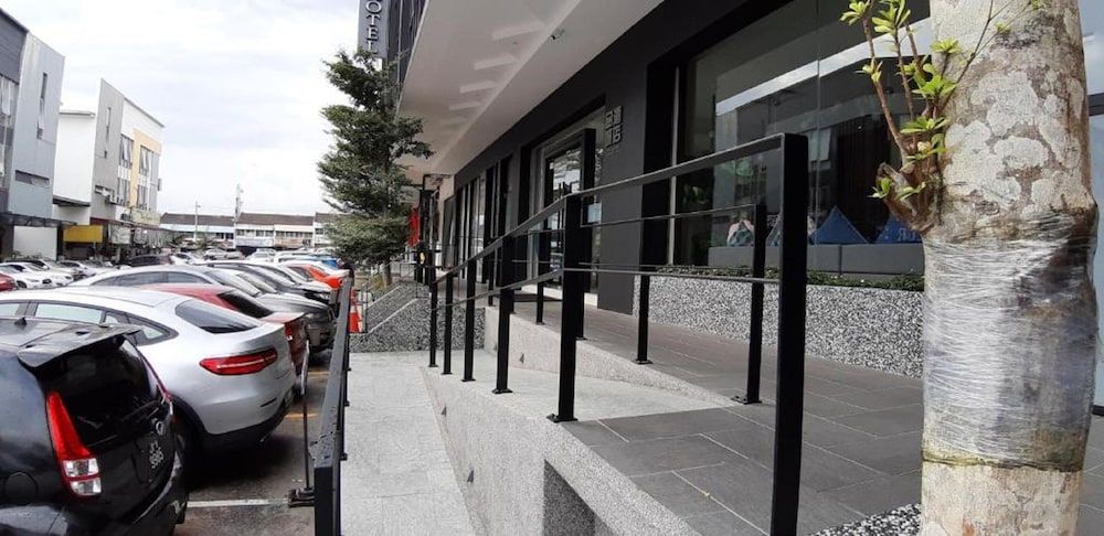 undefined The Square Hotel 3