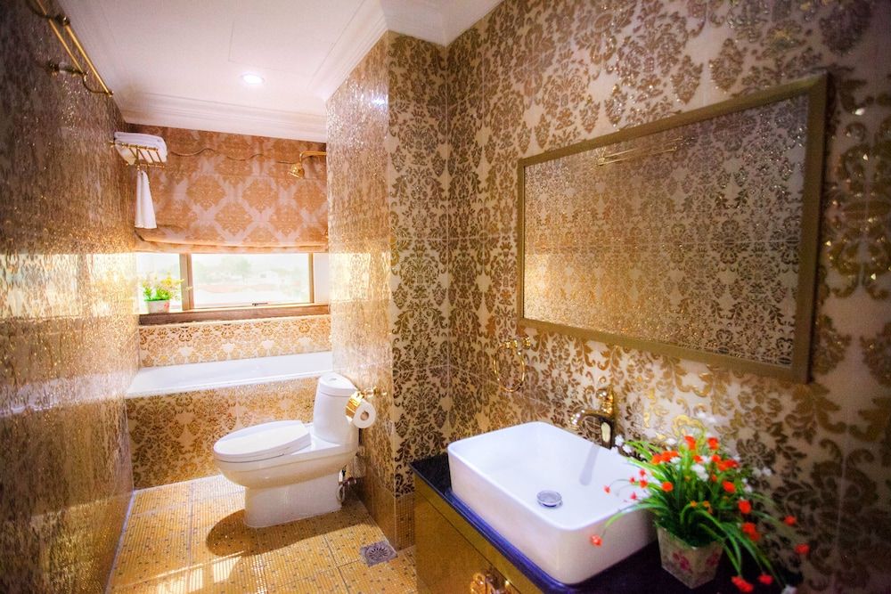 Lace Boutique Hotel Luxury Suite 6