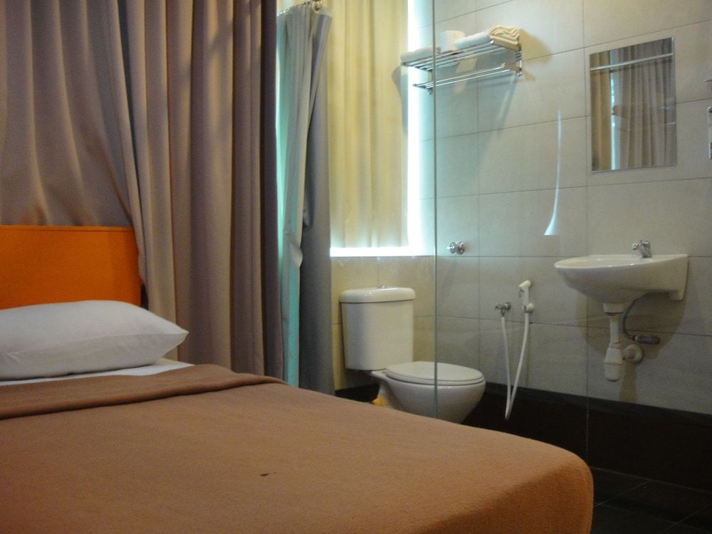 undefined 1 Hotel Kuchai Lama 4