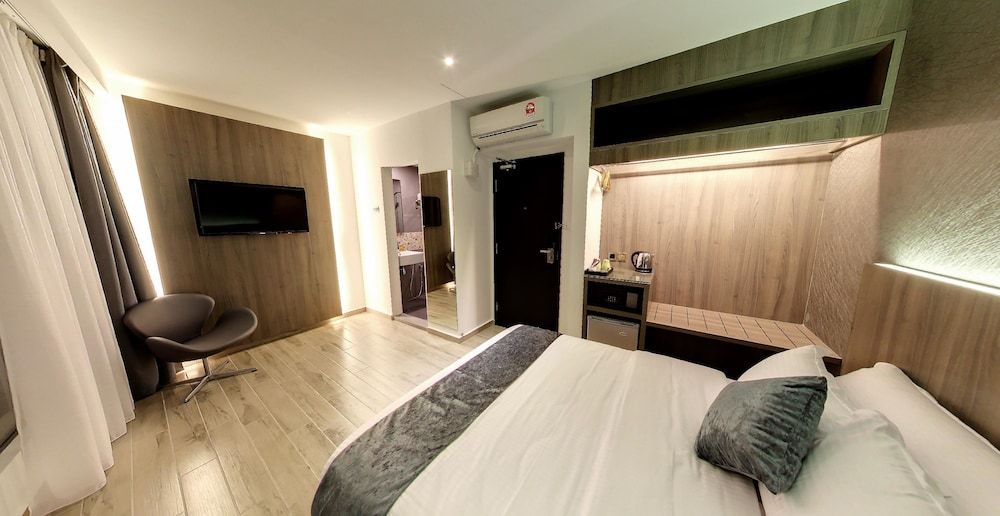 Premier KL City View Room