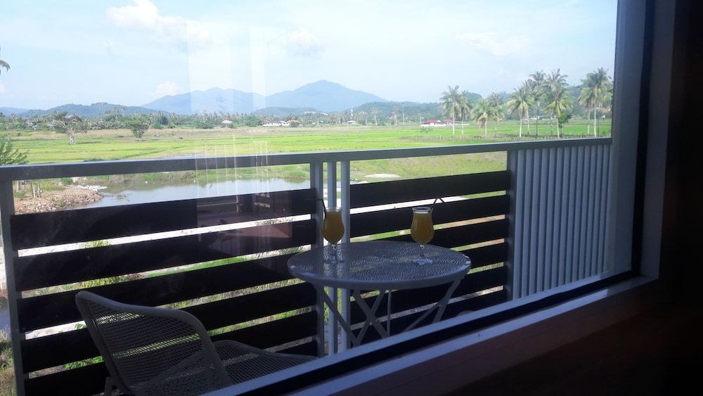 Destini Akef Villa Superior Room 4