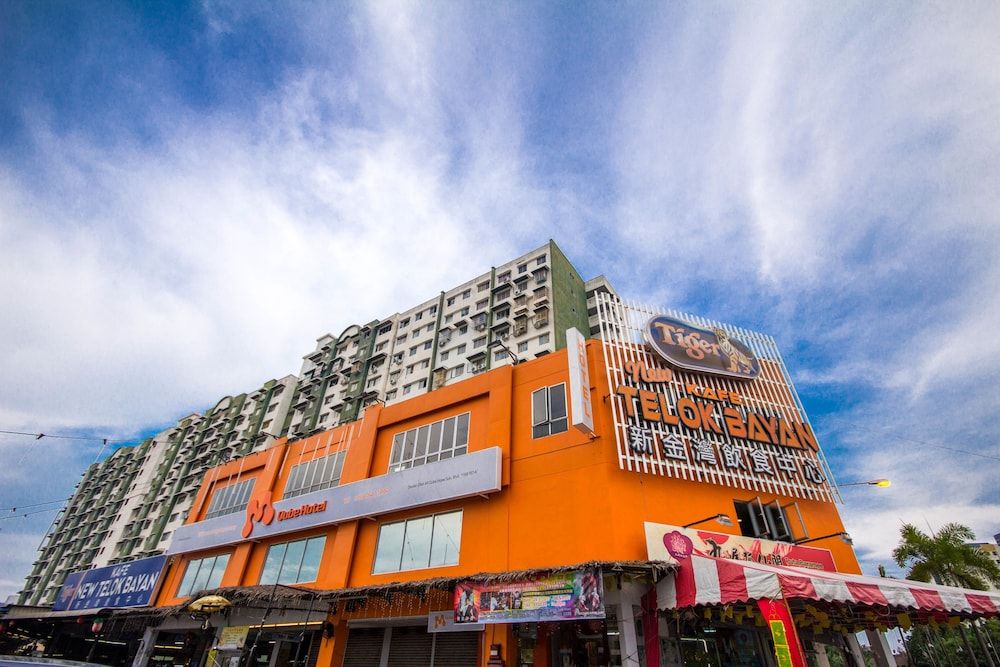 undefined M Qube Hotel 4