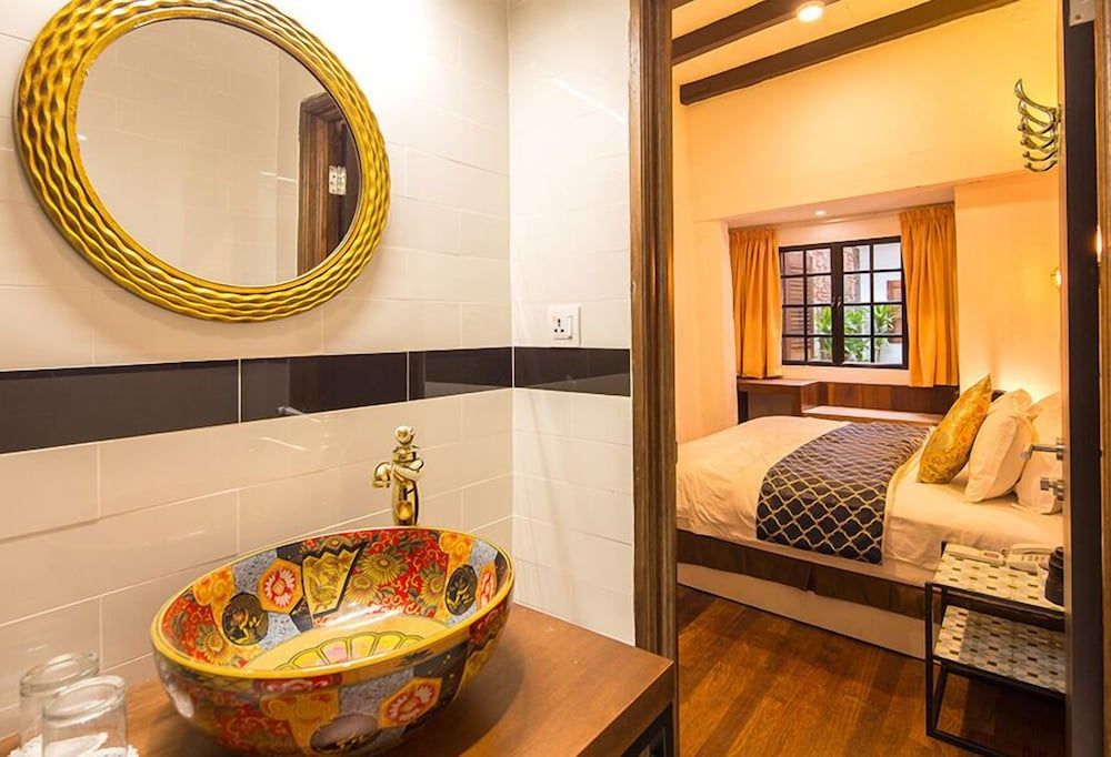 Reunion Heritage House Deluxe Room 15