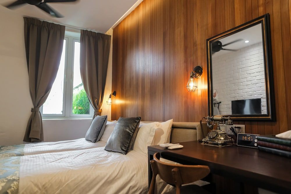 Reunion Heritage House Deluxe Room 25