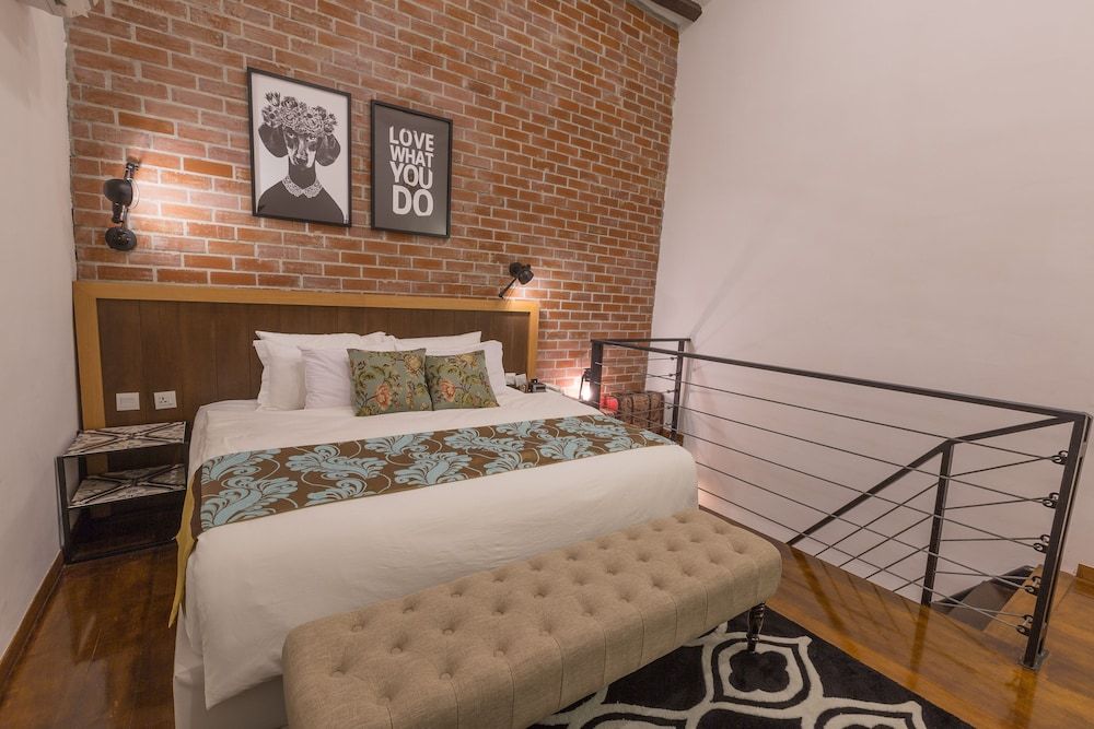 undefined Reunion Heritage House 10