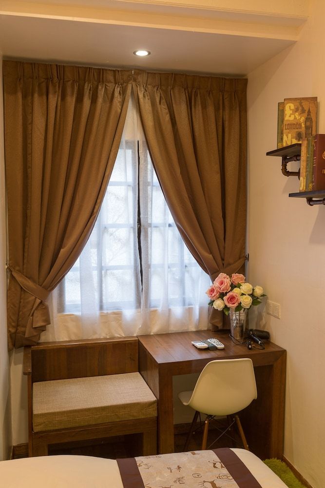 Reunion Heritage House Deluxe Room 22