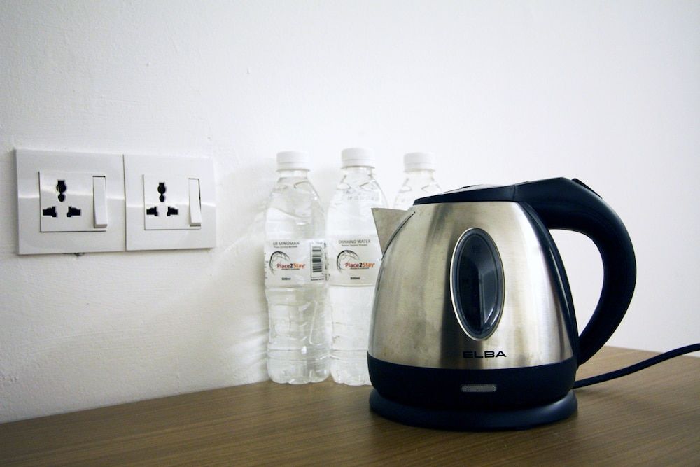 Place2Stay Business Hotel - Waterfront Twin Single Standard, No Windows 4