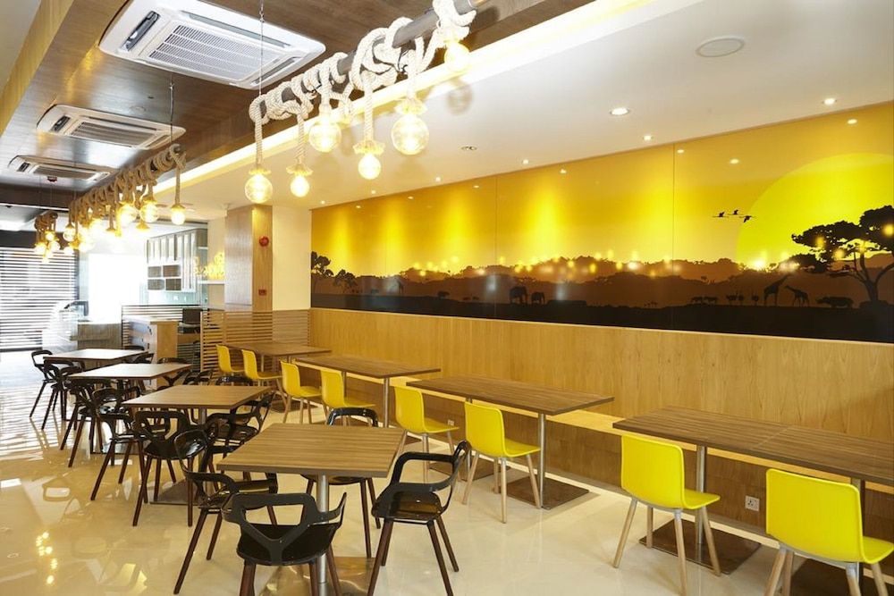 undefined Hotel Six Seasons 7