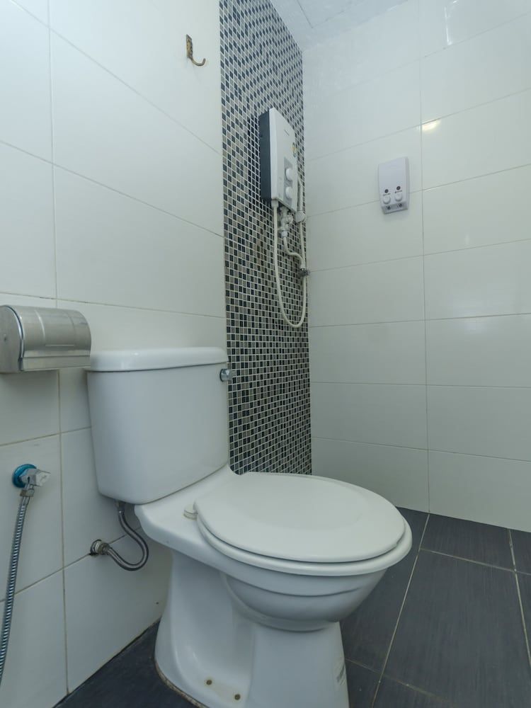 Hotel O The Vintage Hotel Standard Double Room 4