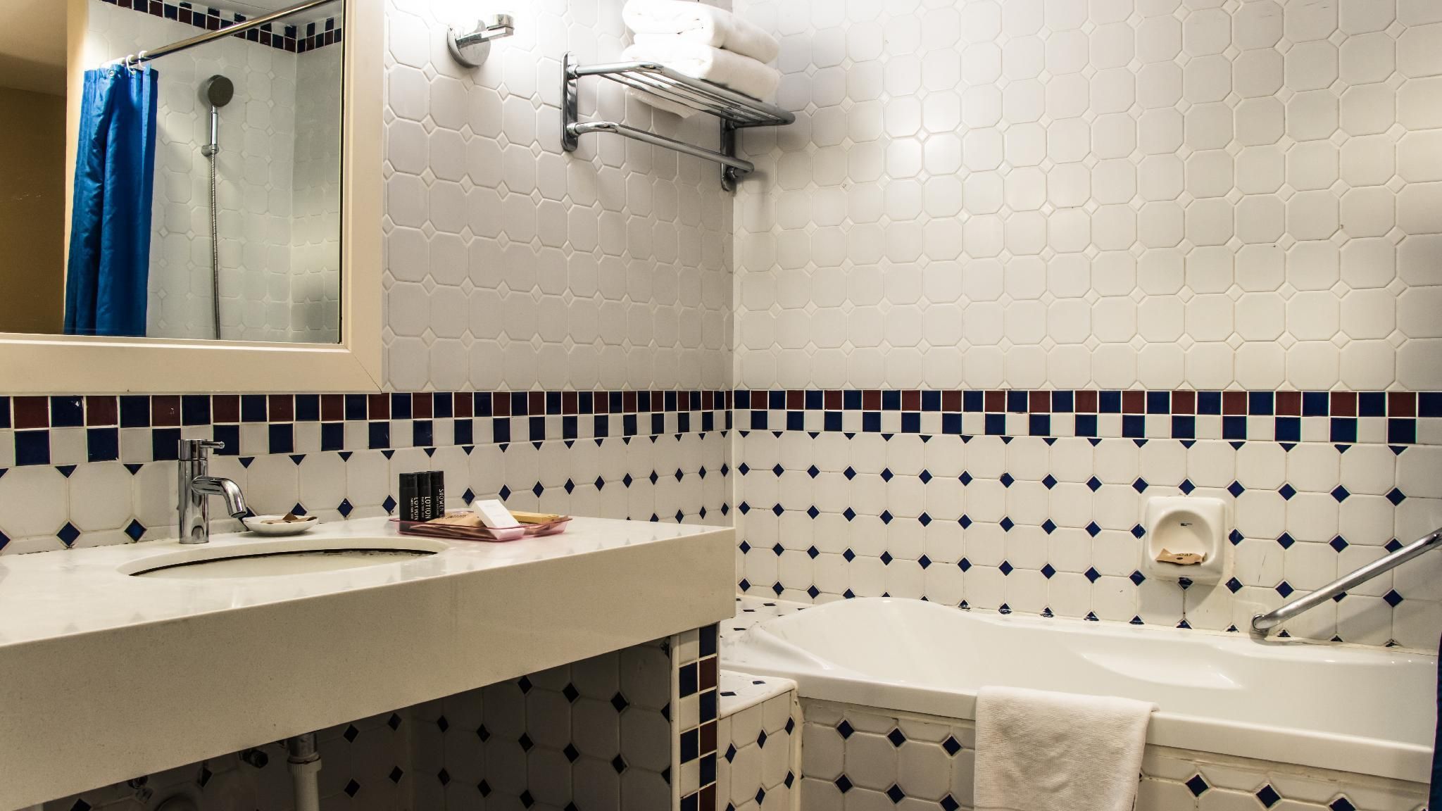 1-Bedroom Suite with King Bed