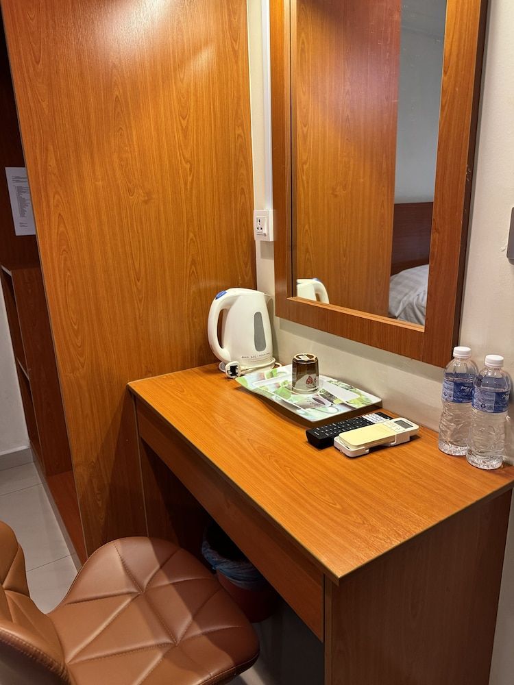 Aeton Hotel Standard With Windows 10