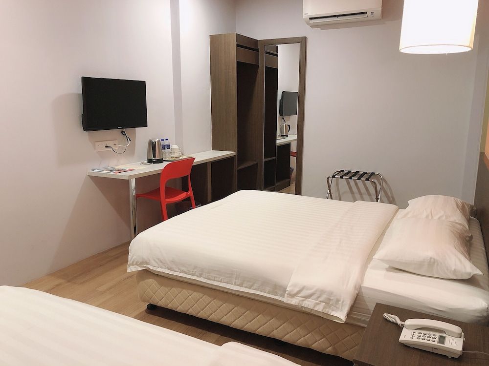 GPI Hotel Bentong Superior Triple Room 2