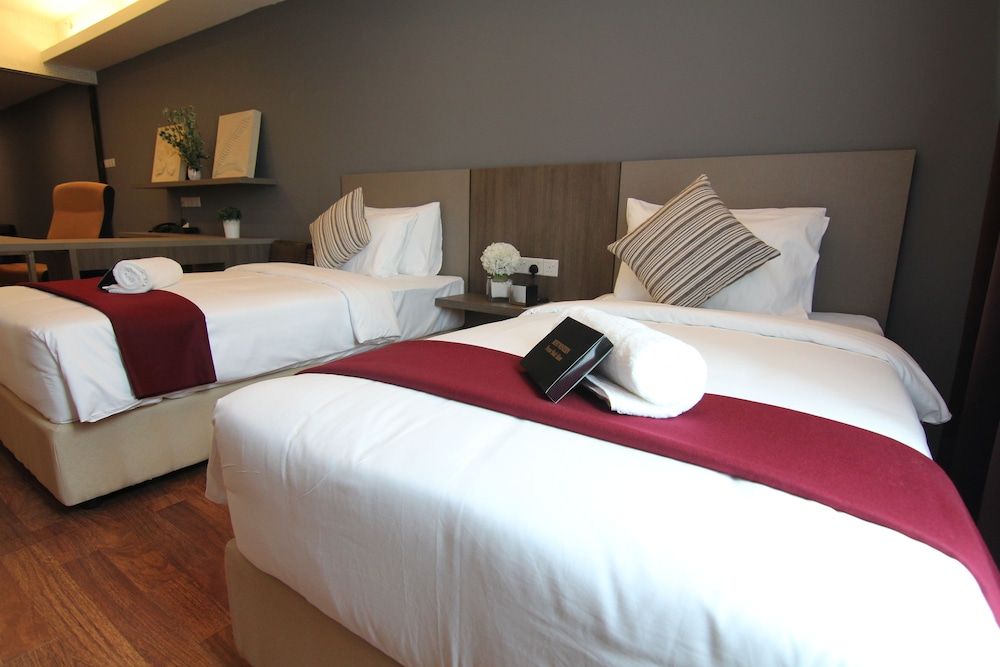Nexus Business Suite Hotel Deluxe Twin Room