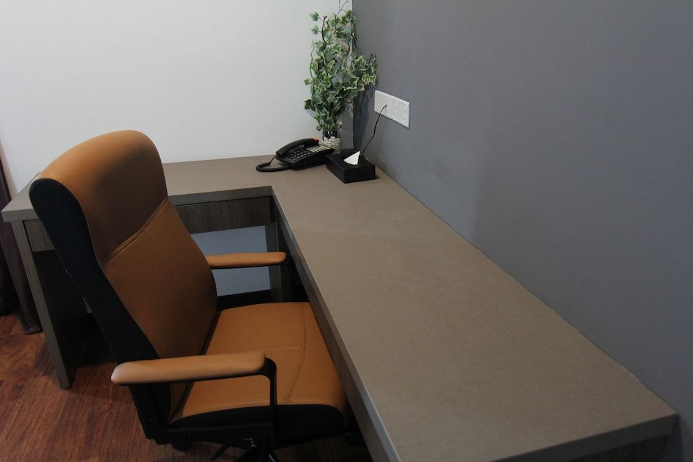 In-Room Business Center