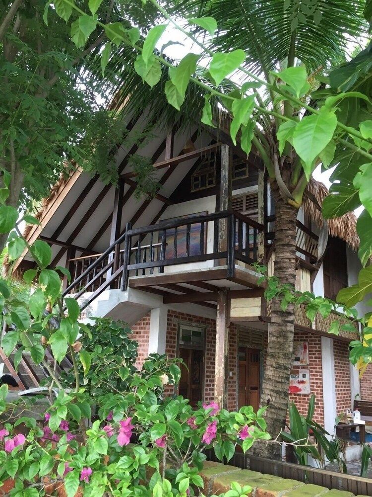 undefined Panji Panji Tropical Wooden Home 10