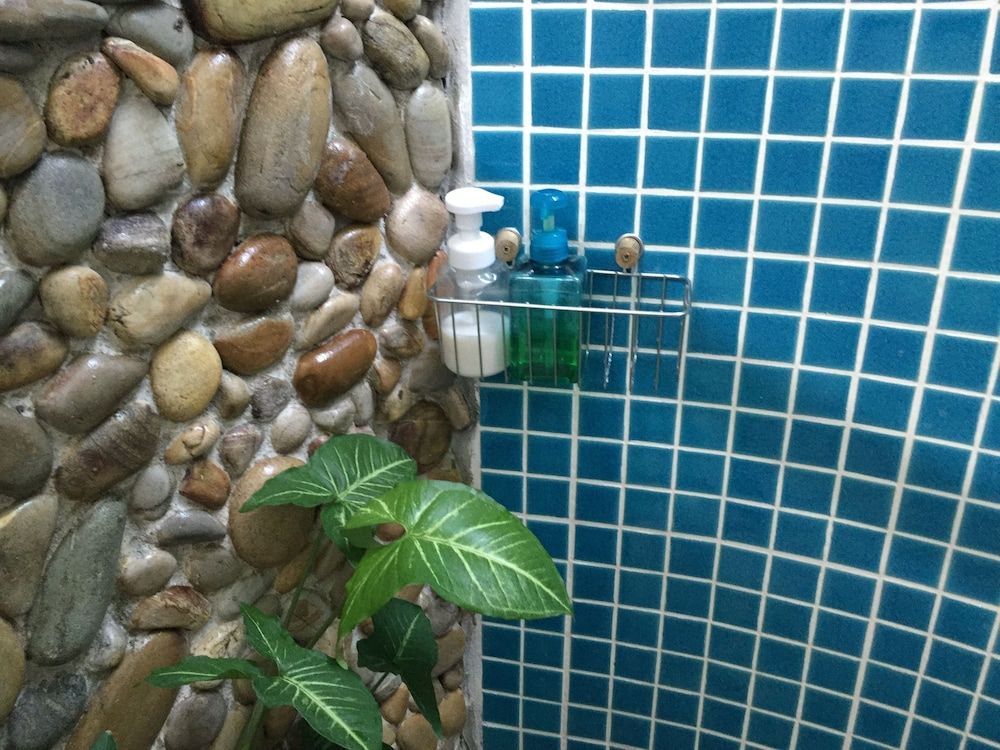 Panji Panji Tropical Wooden Home Lower Chalet 9