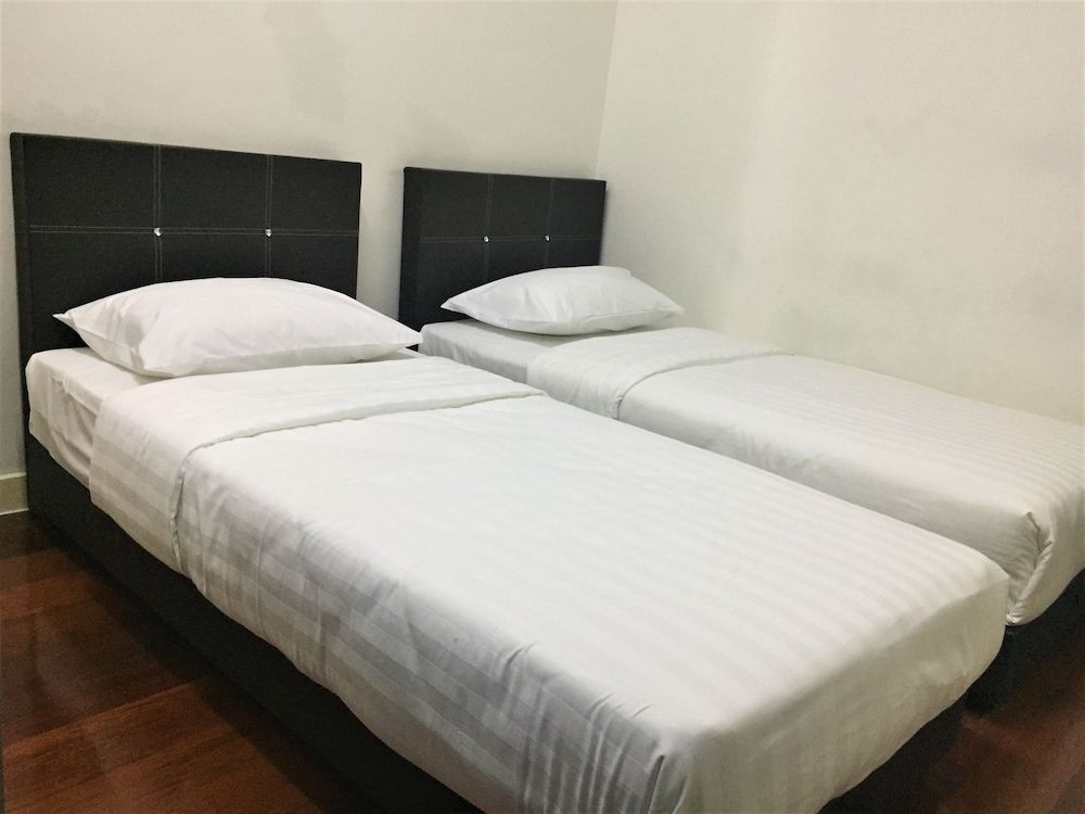 Apartment, 2 Bedrooms, Balcony, City View