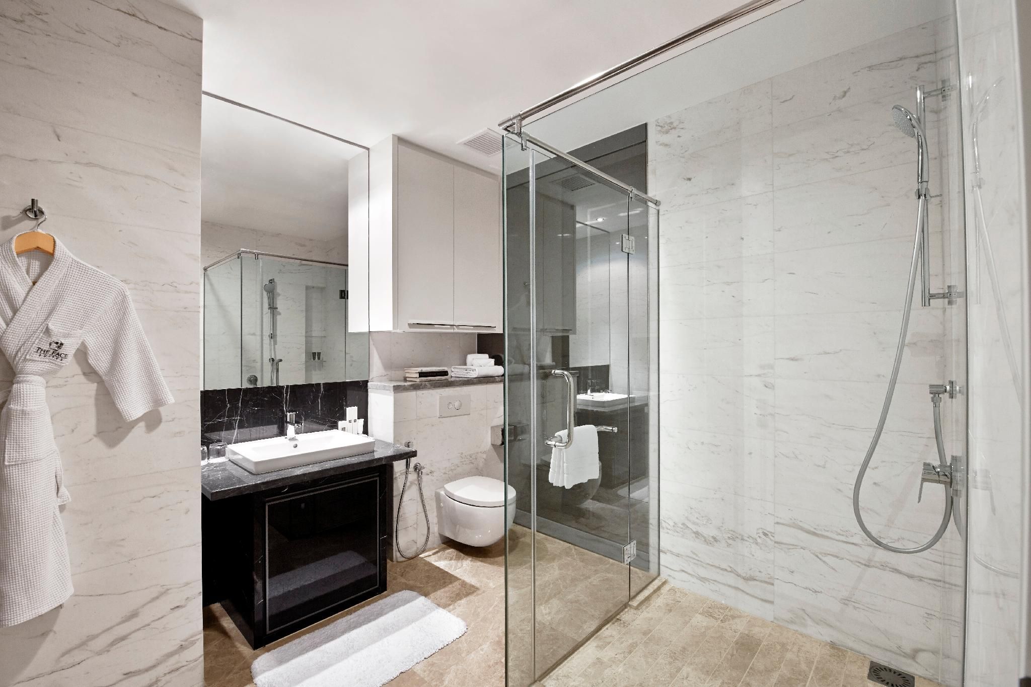 Two Bedroom Deluxe Twin