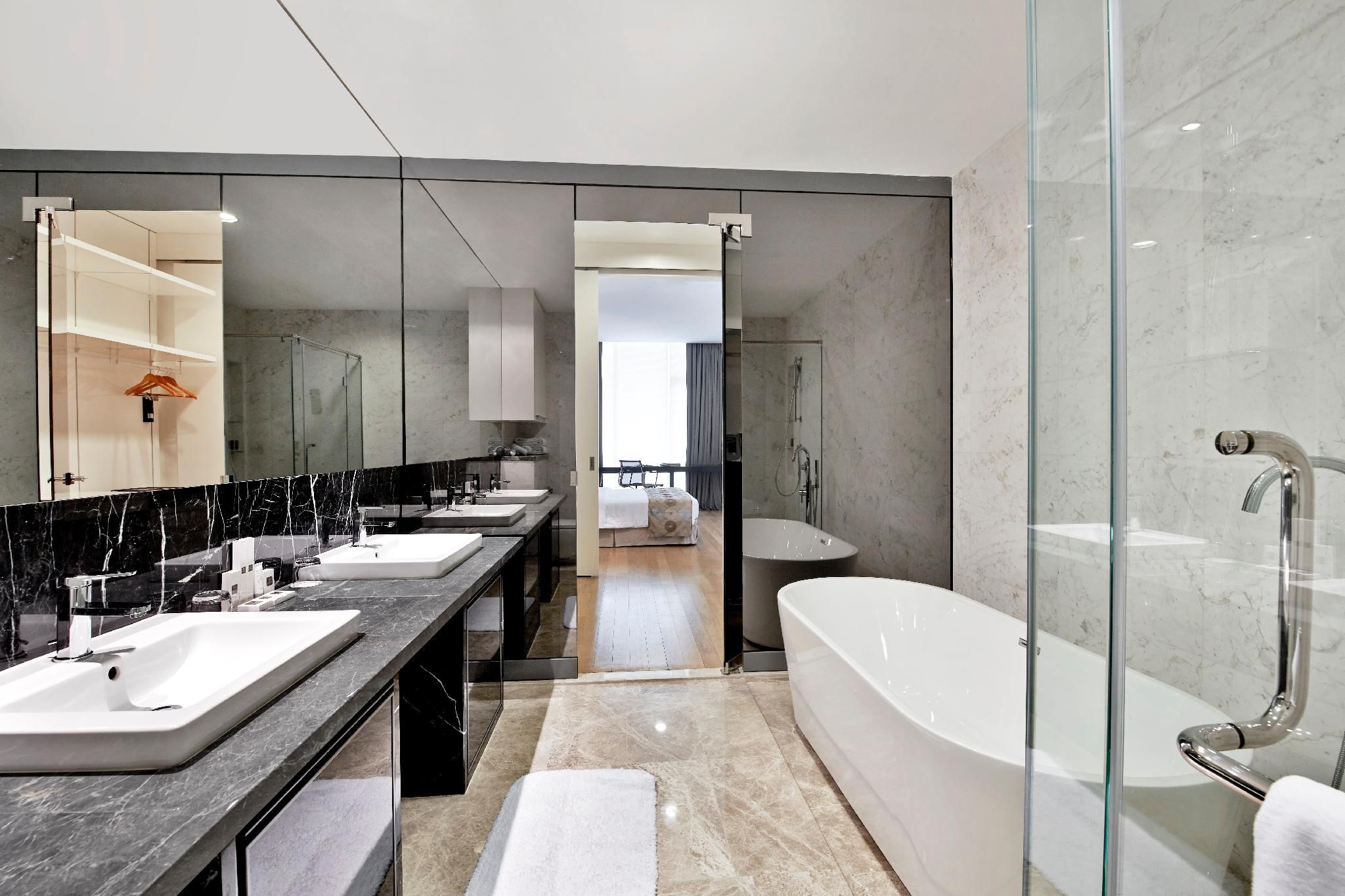 1-Bedroom Grand Premier Suite
