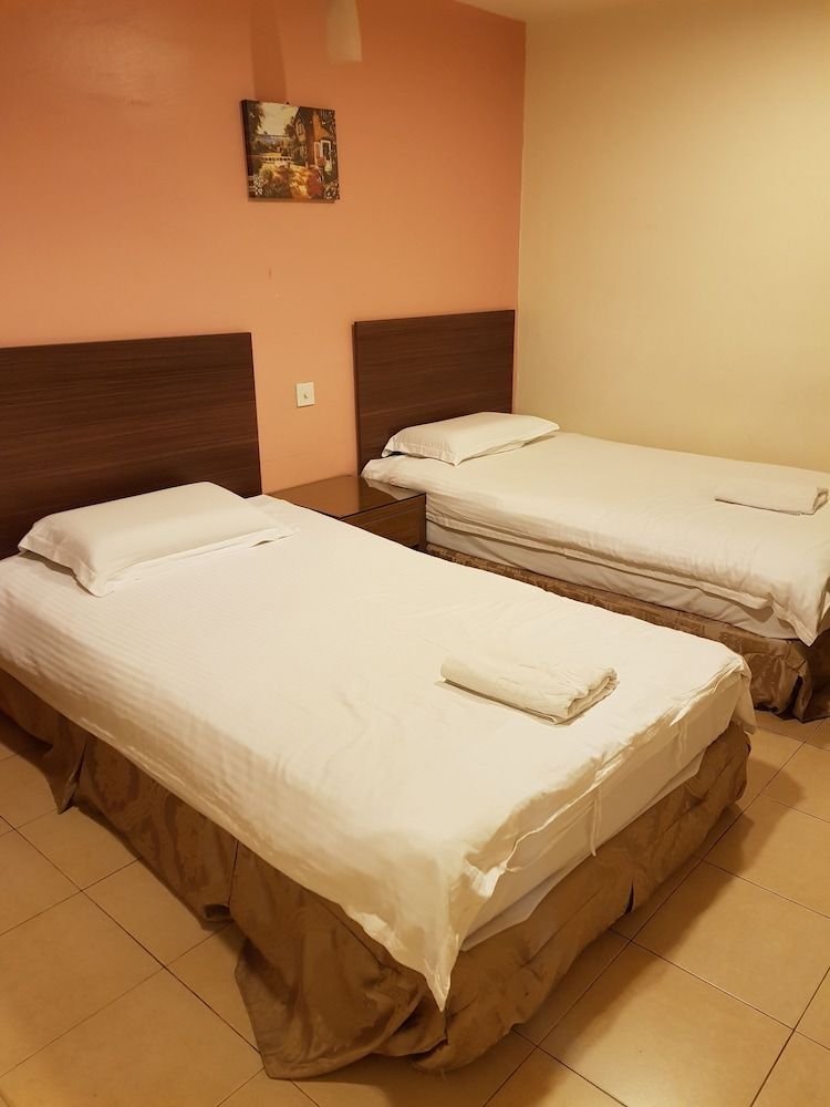 Uptown Kajang Hotel Basic Twin Room 3